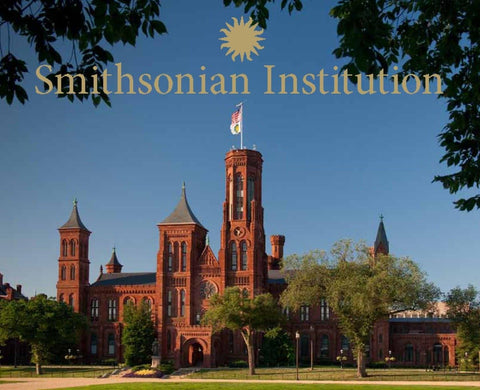 Smithsonian Institution: A Photographic Tour [Hardcover] Smithsonian Institution