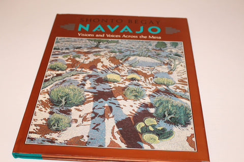 Navajo: Visions and Voices Across the Mesa Begay, Shonto - Wide World Maps & MORE!